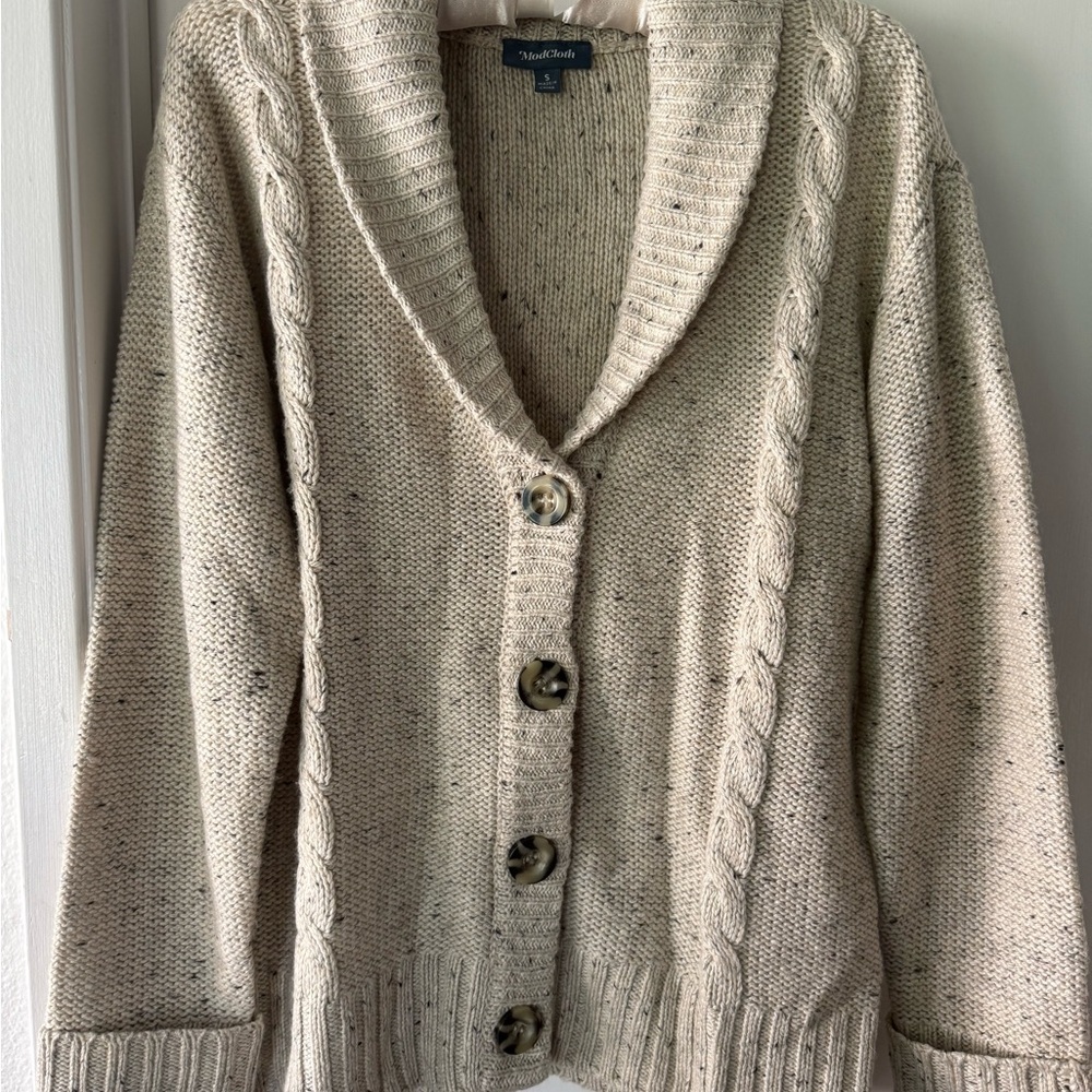 Women's Cream Cable Knit Cardigan
